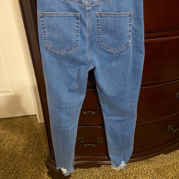 Rewash Ripped Straight Jeans - Picture 2 of 3